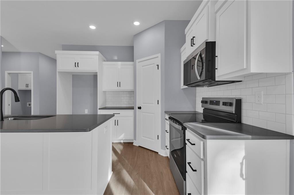 324 East 2nd Street Adrian, MO 64720 - Photo 10 of 27