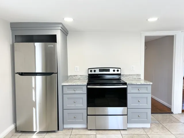 $1,475 | 47 Warwick Street, Unit 2, Middletown, CT 06457