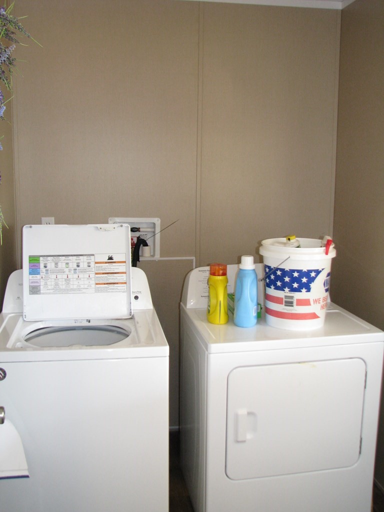 1315 Hilltop Road Dandridge, TN 37725 - Photo 14 of 26 Gallery Image 14