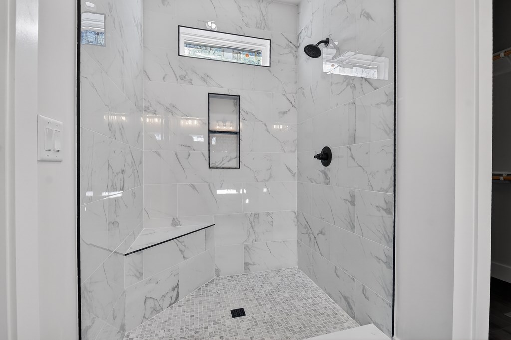 584 Brannon Nix Road Young Harris, GA 30582 - Photo 21 of 36 a bathroom with a shower