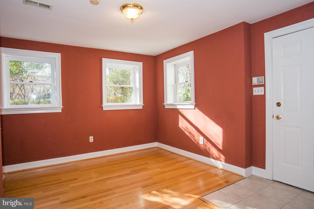 8246 Branch Road Annandale, VA 22003 - Photo 23 of 30 Interior (General)