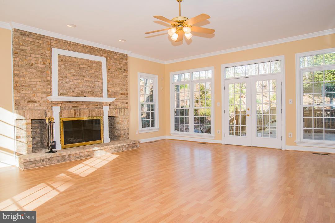 8246 Branch Road Annandale, VA 22003 - Photo 7 of 30 Family Room
