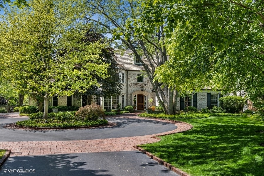 1111 Mohawk Road Wilmette, IL 60091 - Photo 1 of 13