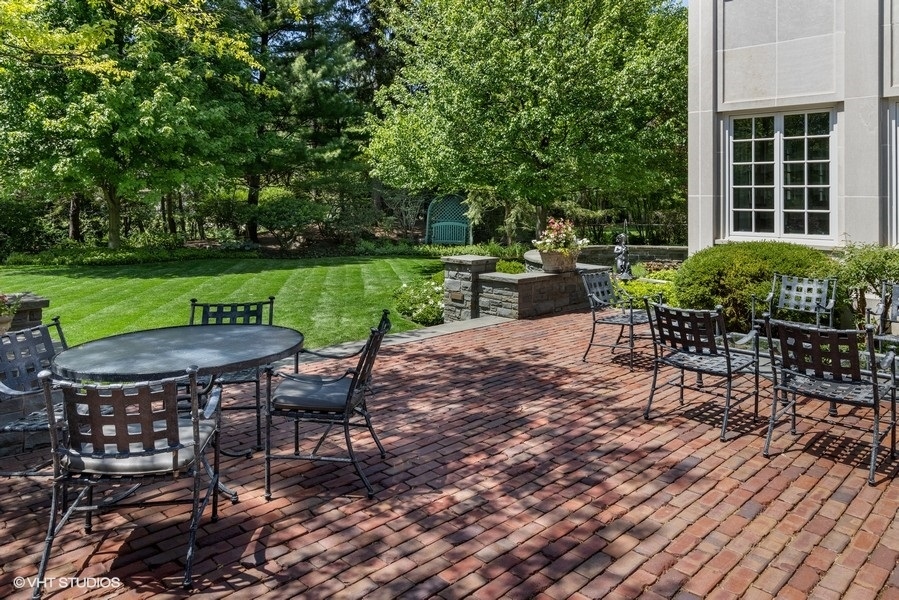 1111 Mohawk Road Wilmette, IL 60091 - Photo 5 of 13