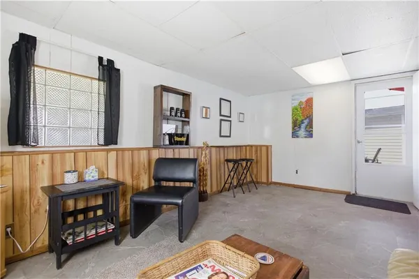 $169,900 | 210 1st Avenue, Belle Vernon, PA 15012