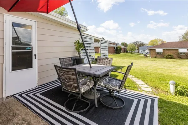 $169,900 | 210 1st Avenue, Belle Vernon, PA 15012