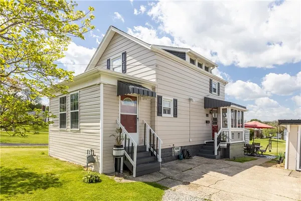 $169,900 | 210 1st Avenue, Belle Vernon, PA 15012