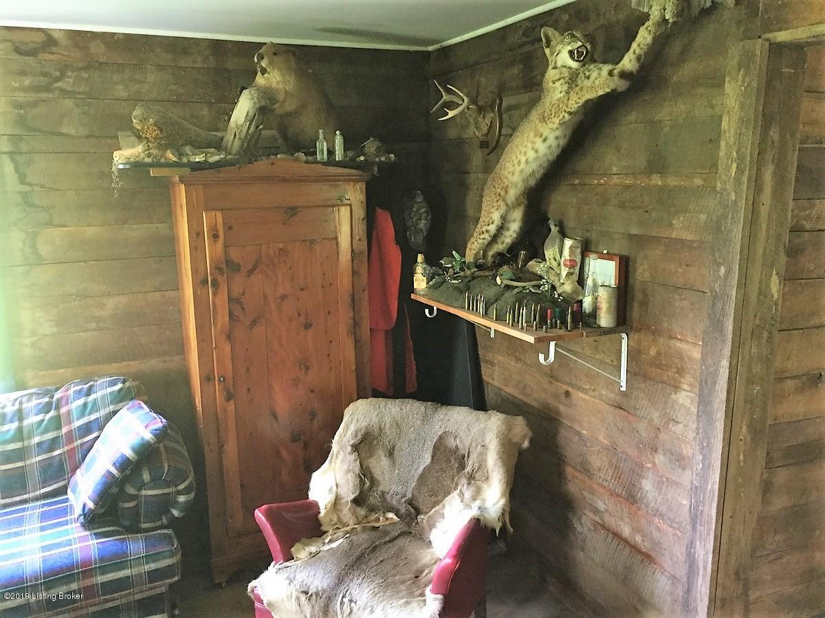 386 Salem Church Road Bee Spring, KY 42207 - Photo 22 of 64 Cabin 2