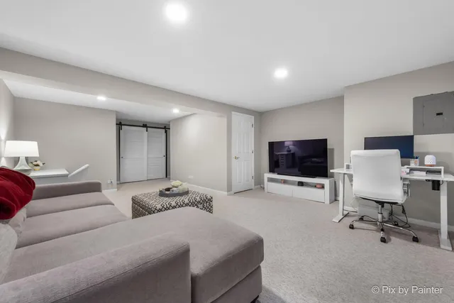 $379,900 | 519 Shagbark Drive, Elgin, IL 60123