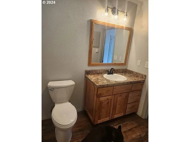 $329,000 | 591 Northwest Fairchild Street, Canyonville, OR 97417