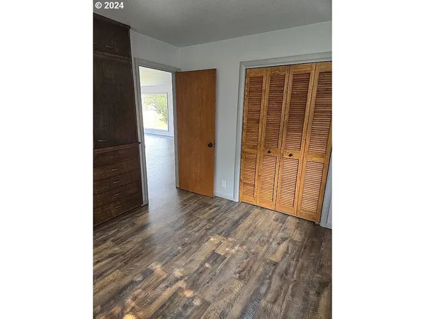 $329,000 | 591 Northwest Fairchild Street, Canyonville, OR 97417