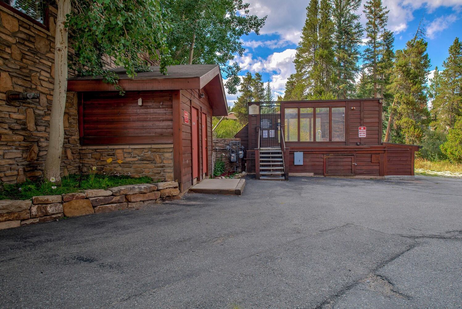 350 4 O Clock Road, Unit F Breckenridge, CO 80424 - Photo 36 of 38 Community Hot Tub