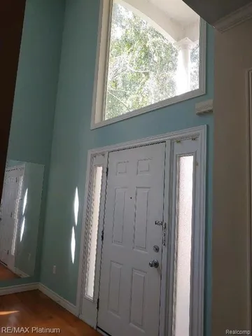 $2,700 | 481 Village Oaks Court, Ann Arbor, MI 48103