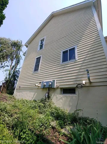 $2,700 | 481 Village Oaks Court, Ann Arbor, MI 48103