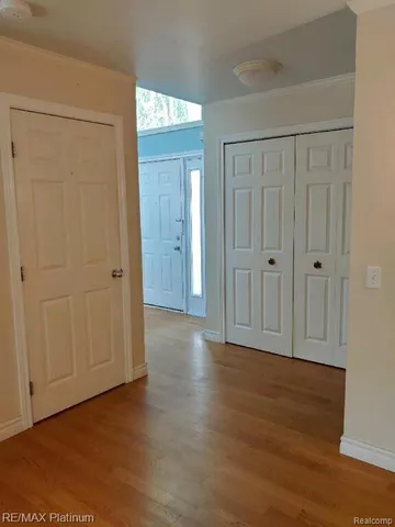 $2,700 | 481 Village Oaks Court, Ann Arbor, MI 48103