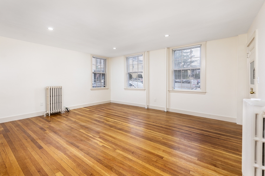 102 Washington Street, Unit 1 Marblehead, MA 01945 - Photo 4 of 14