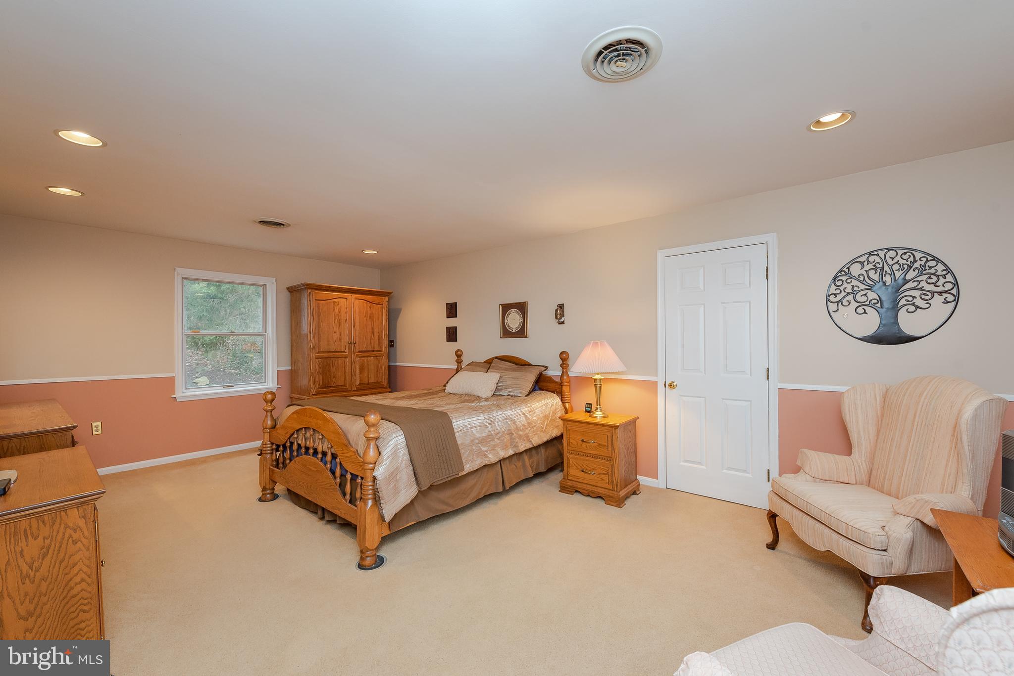 1093 Long Valley Road Westminster, MD 21158 - Photo 20 of 44 Master Bedroom Suite