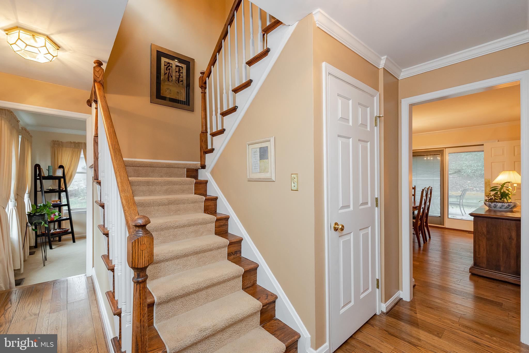 1093 Long Valley Road Westminster, MD 21158 - Photo 4 of 44 Foyer