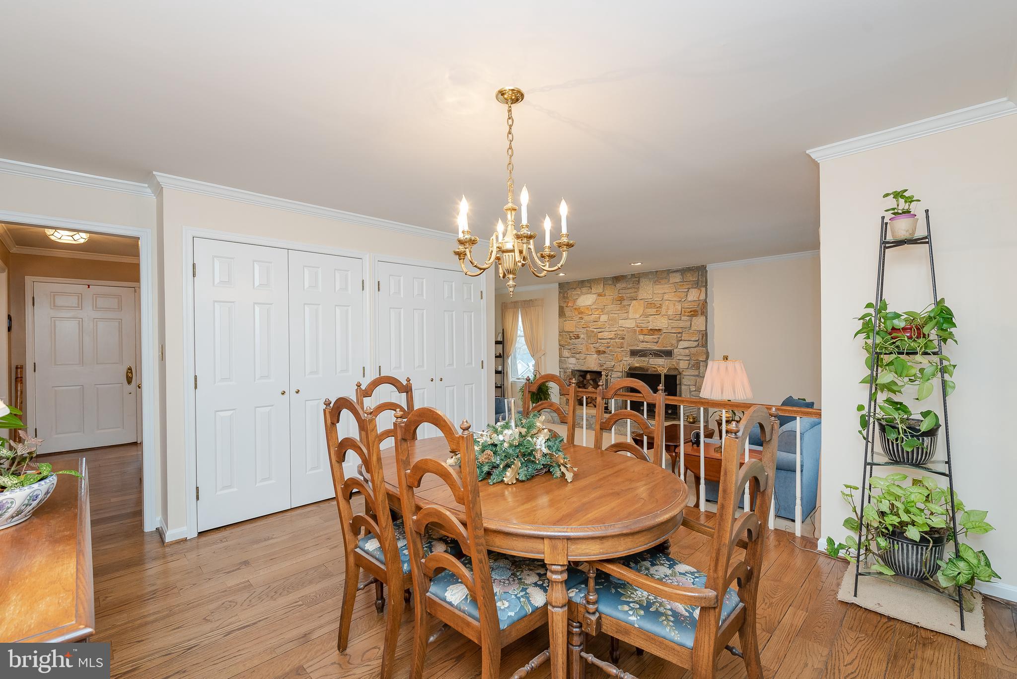 1093 Long Valley Road Westminster, MD 21158 - Photo 8 of 44 Dining Room