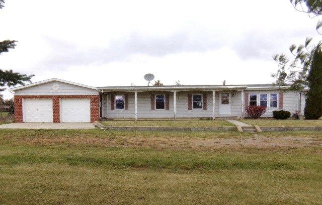 5813 County Road 34 Butler, IN 46721 - Photo 1 of 36