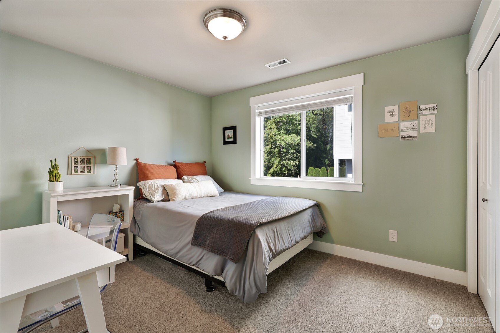 4720 Northeast 25th Street Renton, WA 98059 - Photo 26 of 40