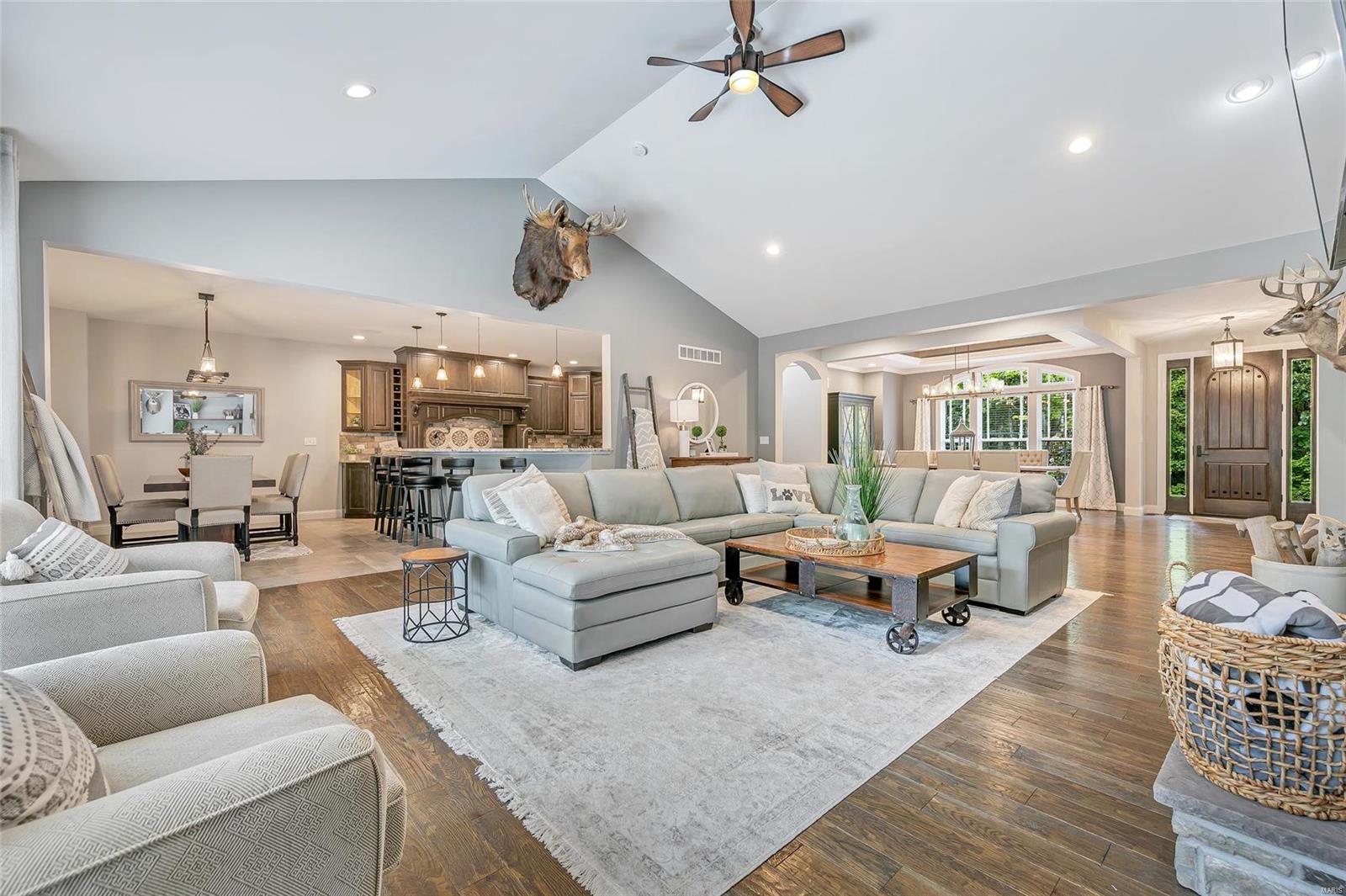 740 Crown Pointe Farms Defiance, MO 63341 - Photo 14 of 70