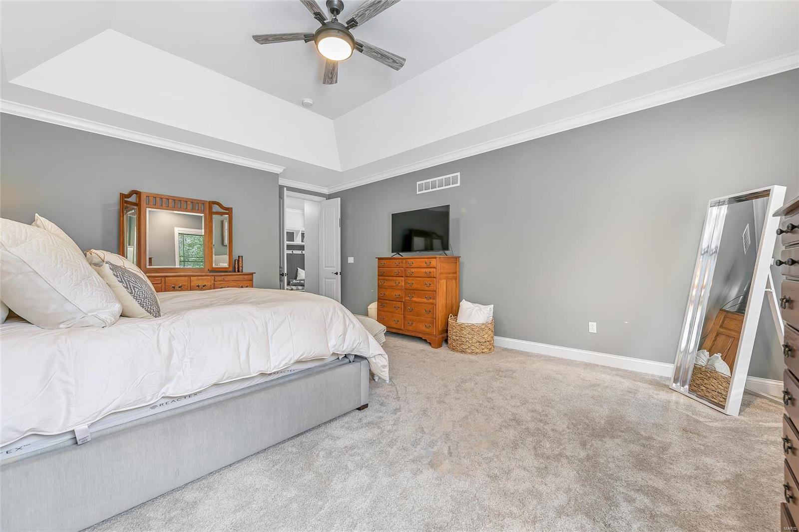 740 Crown Pointe Farms Defiance, MO 63341 - Photo 29 of 70