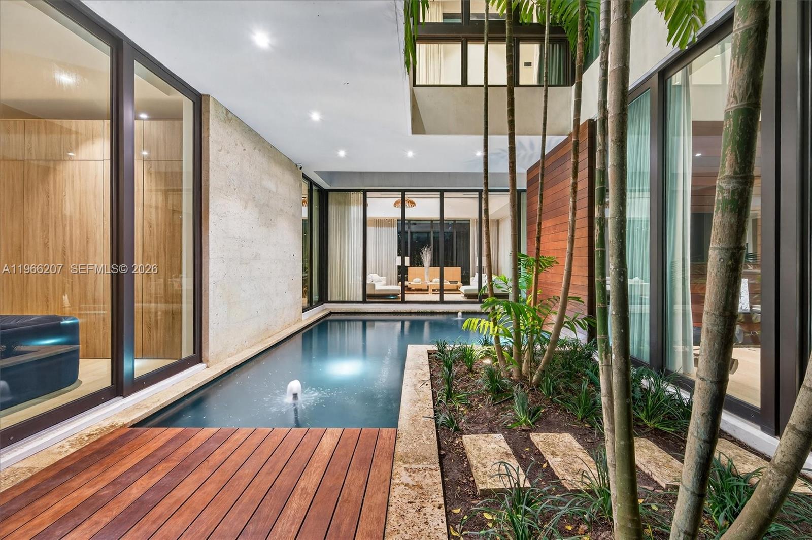 2300 Sunset Drive Miami Beach, FL 33140 - Photo 23 of 34