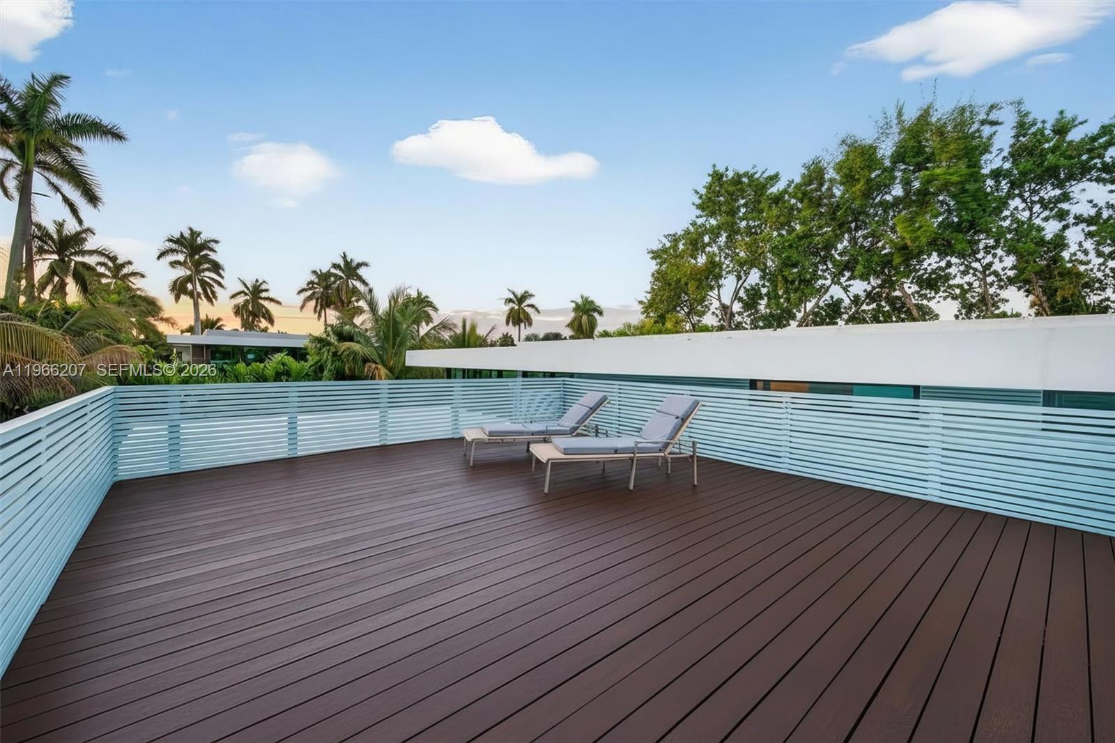 2300 Sunset Drive Miami Beach, FL 33140 - Photo 32 of 34