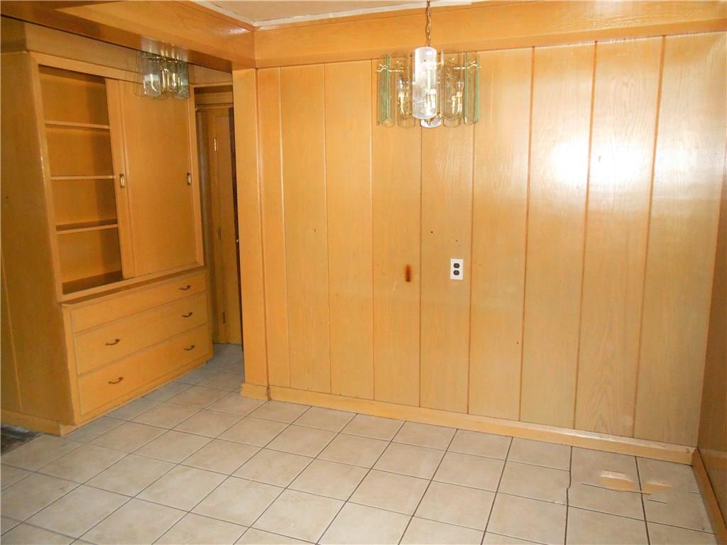 330 Chicora Road Butler, PA 16001 - Photo 4 of 24