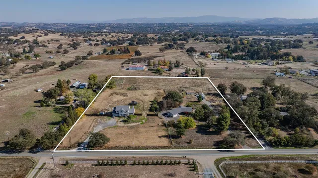 $890,000 | 6495 Pettinger Road, Valley Springs, CA 95252