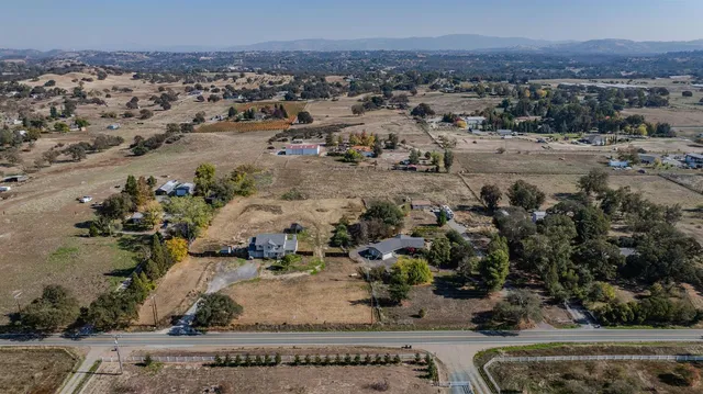 $890,000 | 6495 Pettinger Road, Valley Springs, CA 95252