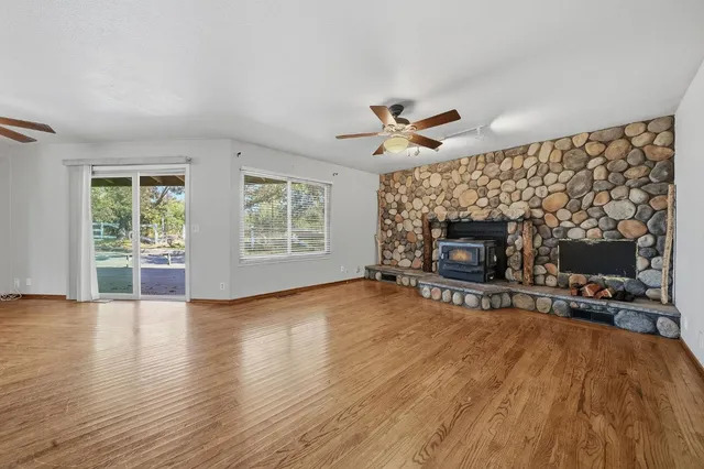 $890,000 | 6495 Pettinger Road, Valley Springs, CA 95252