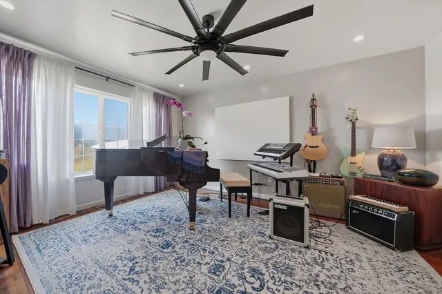 $890,000 | 6495 Pettinger Road, Valley Springs, CA 95252