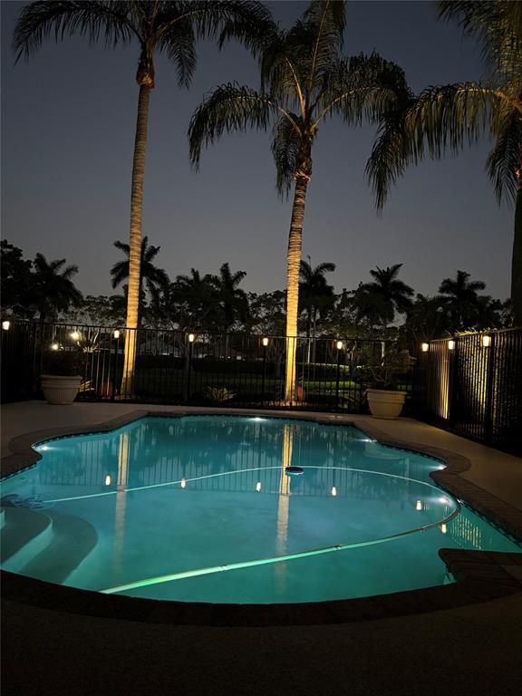 3707 Oak Ridge Circle Weston, FL 33331 - Photo 31 of 47 a view of swimming pool