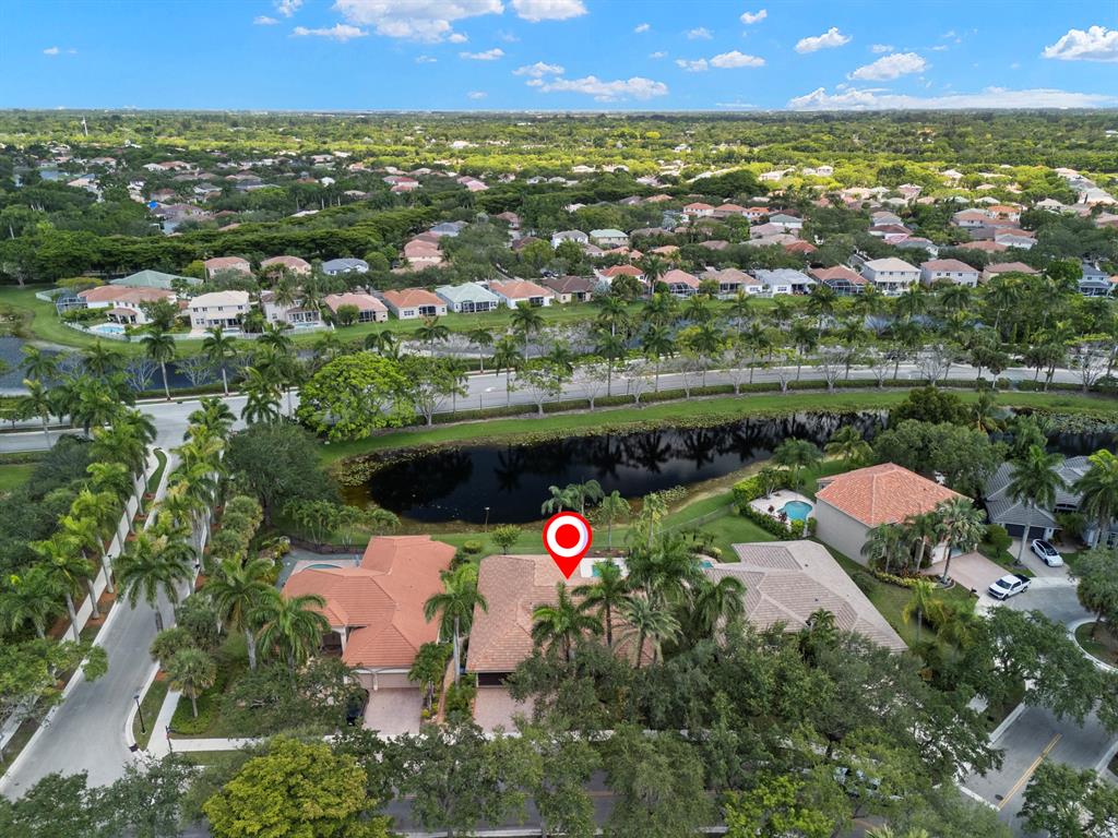3707 Oak Ridge Circle Weston, FL 33331 - Photo 36 of 47 an aerial view of multiple house