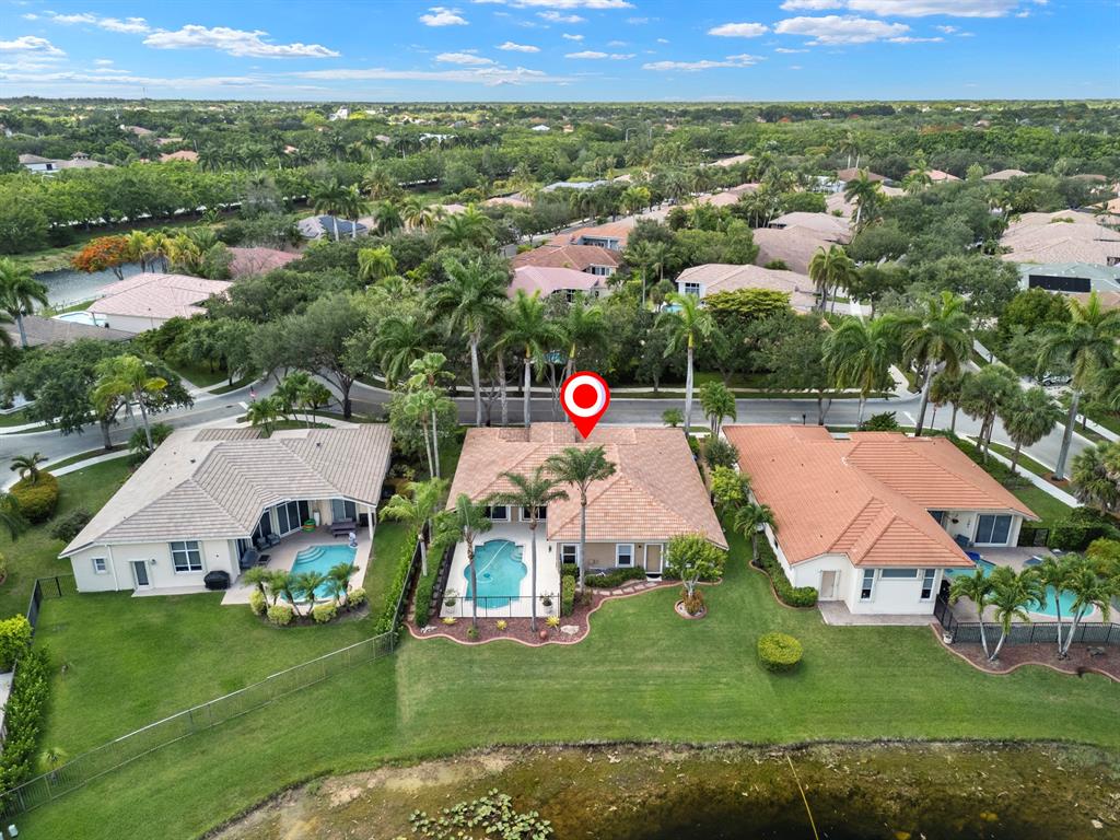 3707 Oak Ridge Circle Weston, FL 33331 - Photo 37 of 47 an aerial view of a house