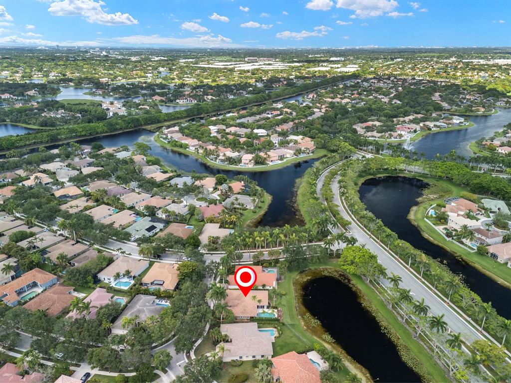 3707 Oak Ridge Circle Weston, FL 33331 - Photo 42 of 47 view of city and green space
