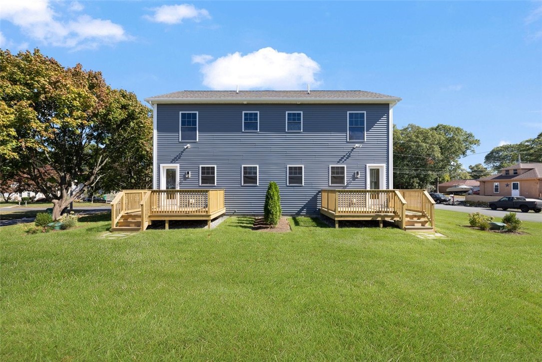 73 Pinehurst Avenue Warwick, RI 02889 - Photo 2 of 49
