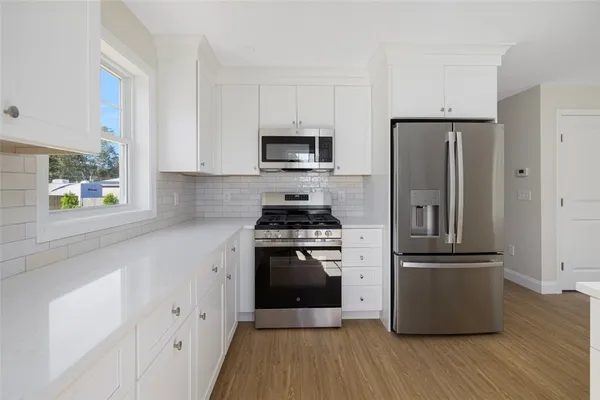 $399,000 | 73 Pinehurst Avenue, Warwick, RI 02889