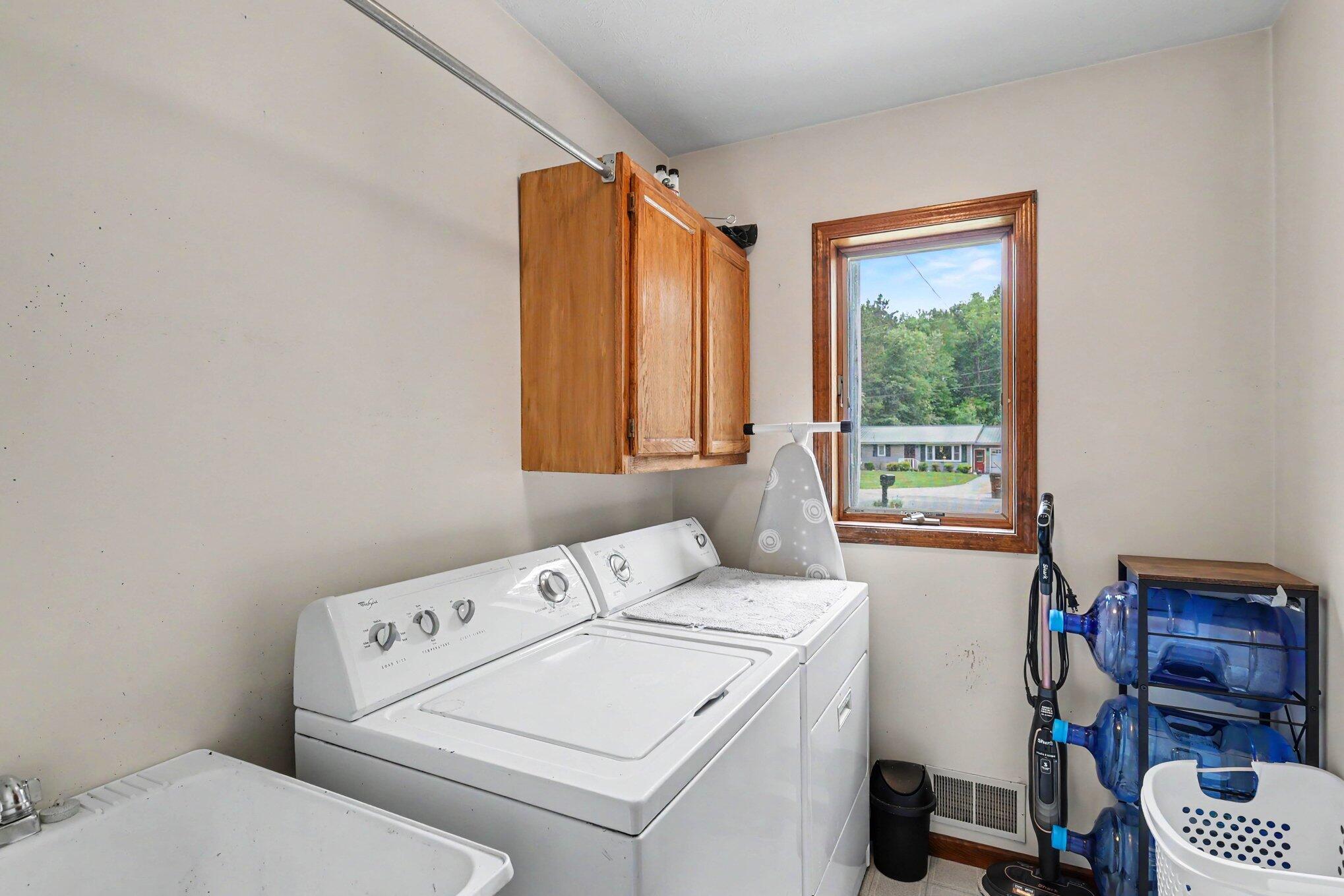 430 Gaskill Road Hastings, MI 49058 - Photo 15 of 41 015_file_8757