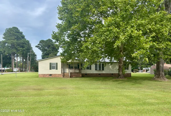 $265,000 | 202 Maple Street, Woodland, NC 27897