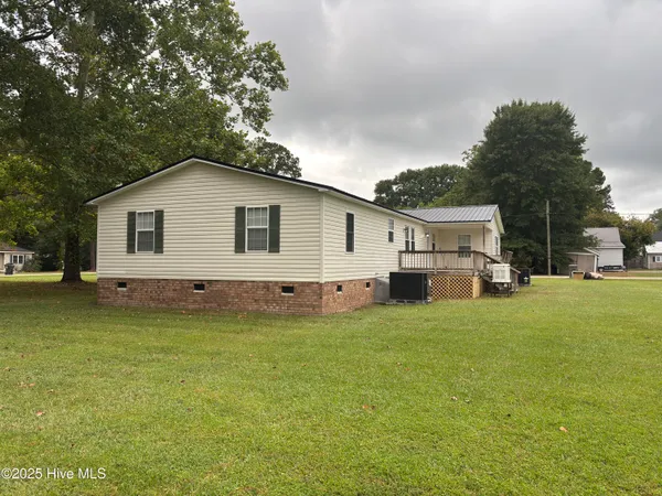 $265,000 | 202 Maple Street, Woodland, NC 27897