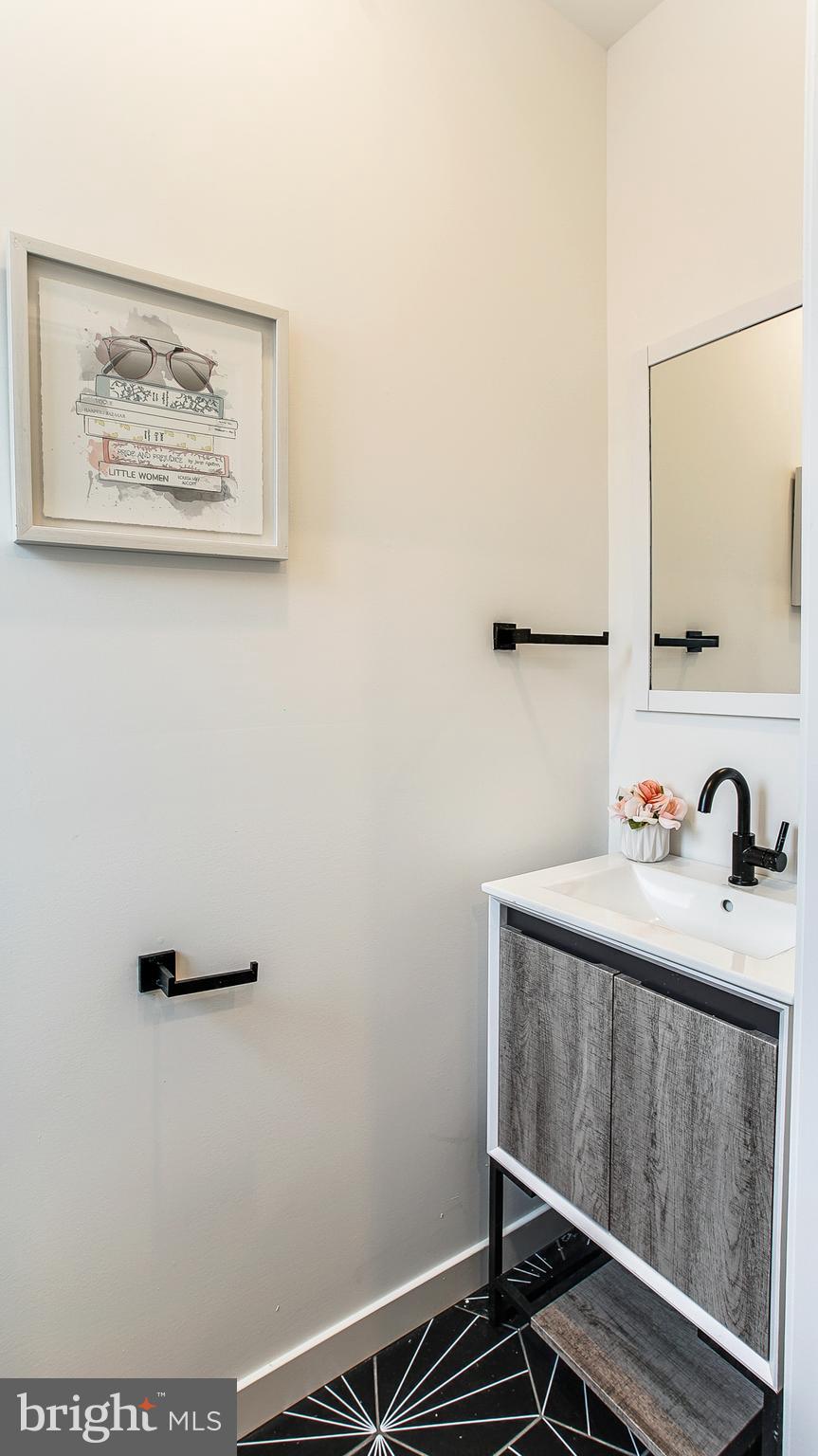 6127 Lebanon Avenue Philadelphia, PA 19151 - Photo 10 of 22