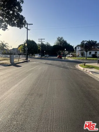 $7,100 | 8536 McConnell Avenue, Los Angeles, CA 90045