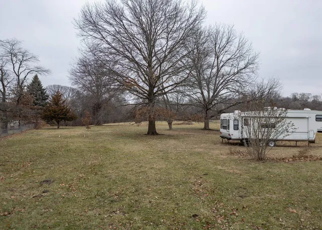 $239,900 | 1819 Coyne Center Road, Milan, IL 61264