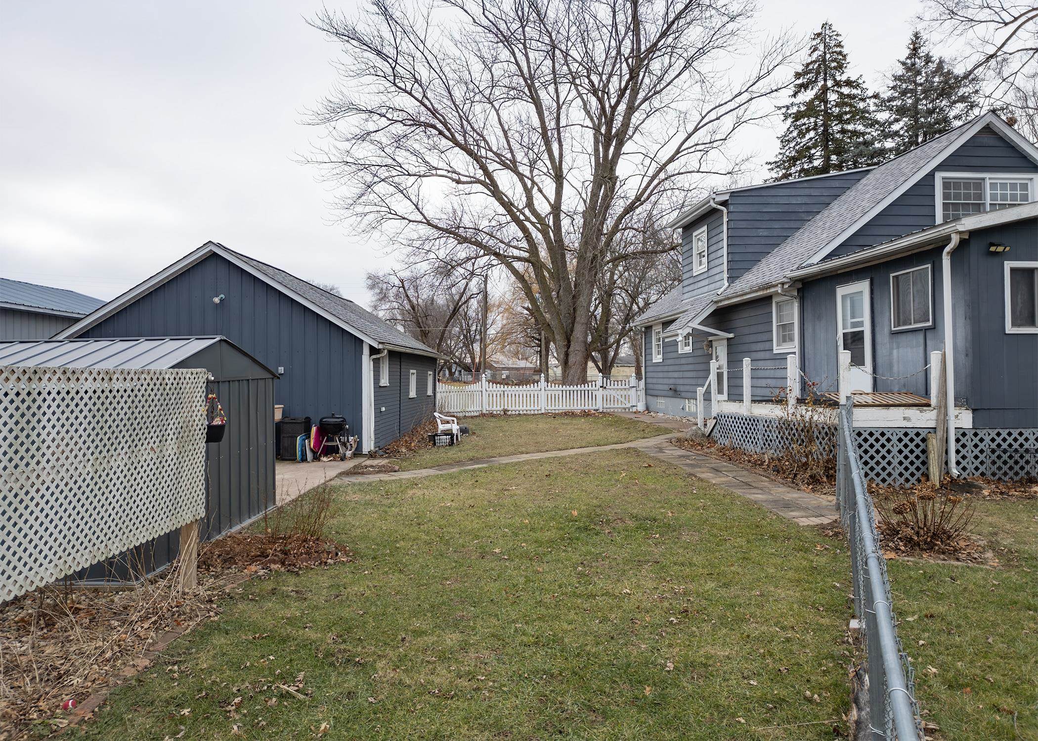 1819 Coyne Center Road Milan, IL 61264 - Photo 26 of 32