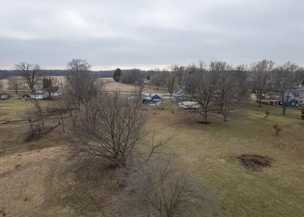 $239,900 | 1819 Coyne Center Road, Milan, IL 61264