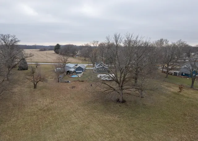 $239,900 | 1819 Coyne Center Road, Milan, IL 61264