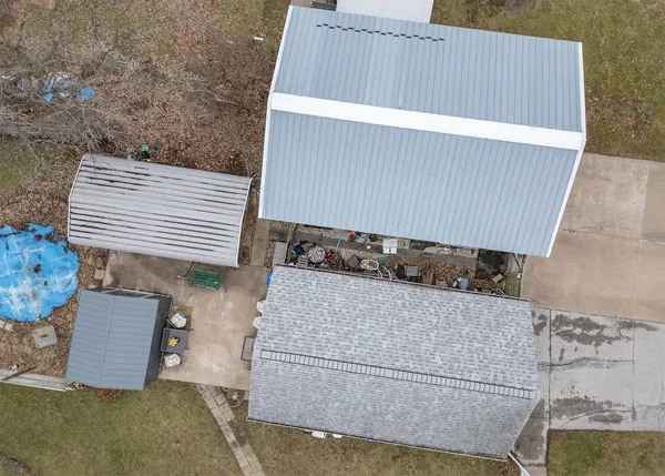 $239,900 | 1819 Coyne Center Road, Milan, IL 61264